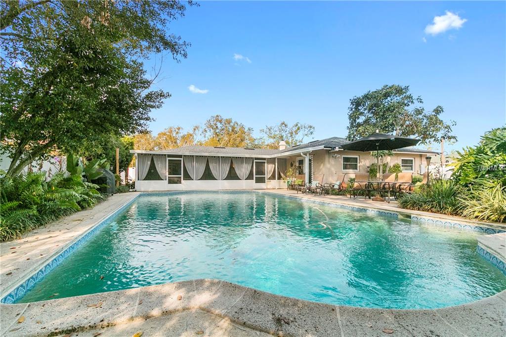 712 MONMOUTH WAY, WINTER PARK, Florida 32792, 5 Bedrooms Bedrooms, 10 Rooms Rooms,3 BathroomsBathrooms,Residential,For sale,MONMOUTH,O5561957