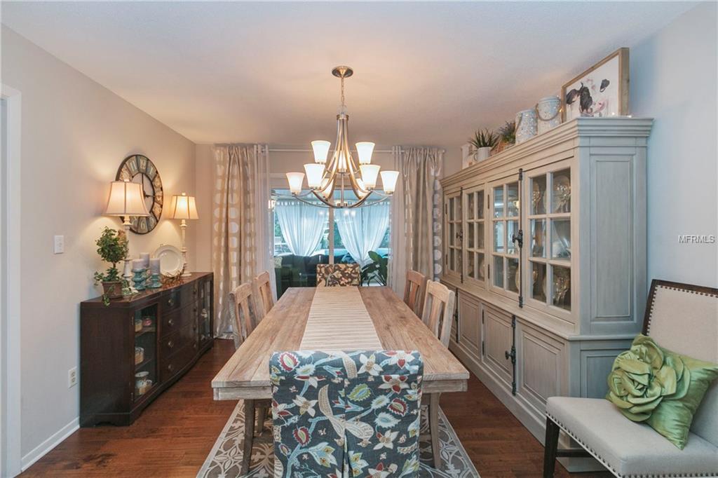 712 MONMOUTH WAY, WINTER PARK, Florida 32792, 5 Bedrooms Bedrooms, 10 Rooms Rooms,3 BathroomsBathrooms,Residential,For sale,MONMOUTH,O5561957