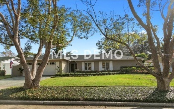 712 MONMOUTH WAY, WINTER PARK, Florida 32792, 5 Bedrooms Bedrooms, 10 Rooms Rooms,3 BathroomsBathrooms,Residential,For sale,MONMOUTH,O5561957