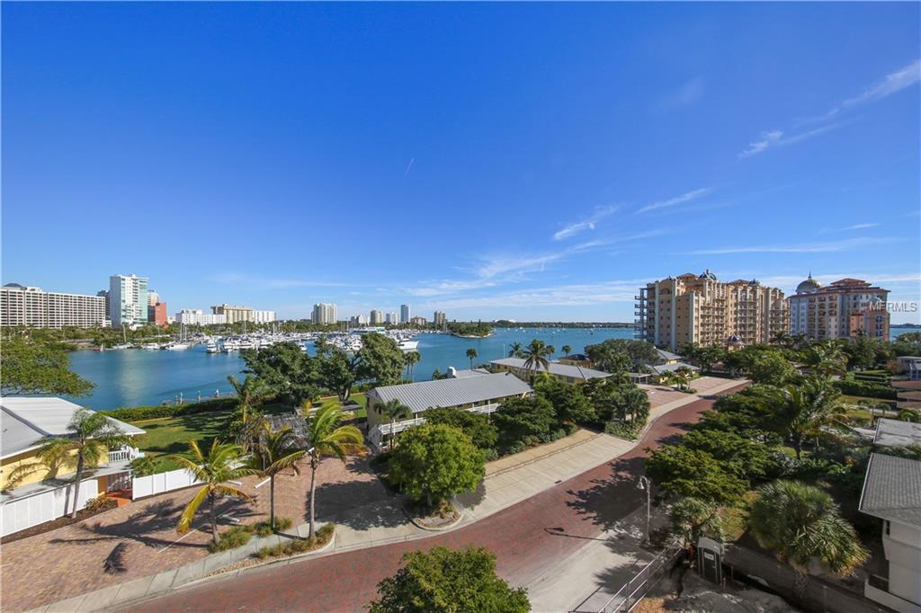 609 GOLDEN GATE POINT, SARASOTA, Florida 34236, 3 Bedrooms Bedrooms, 8 Rooms Rooms,3 BathroomsBathrooms,Residential,For sale,GOLDEN GATE,A4162697