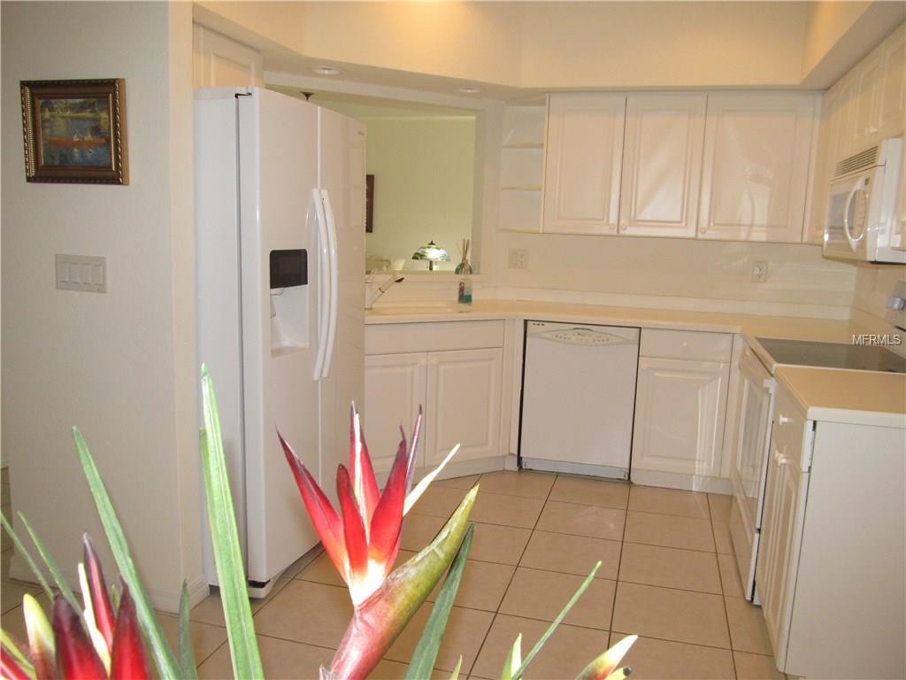 7357 FOUNTAIN PALM CIRCLE, BRADENTON, Florida 34203, 2 Bedrooms Bedrooms, 5 Rooms Rooms,2 BathroomsBathrooms,Residential,For sale,FOUNTAIN PALM,A4194325