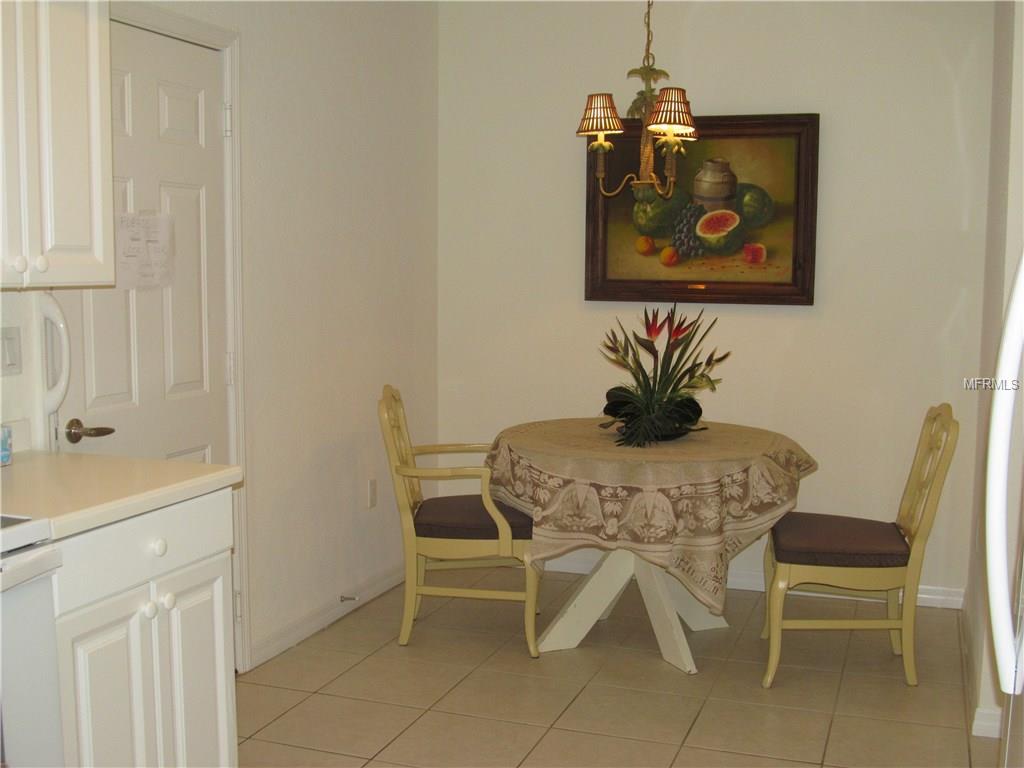 7357 FOUNTAIN PALM CIRCLE, BRADENTON, Florida 34203, 2 Bedrooms Bedrooms, 5 Rooms Rooms,2 BathroomsBathrooms,Residential,For sale,FOUNTAIN PALM,A4194325