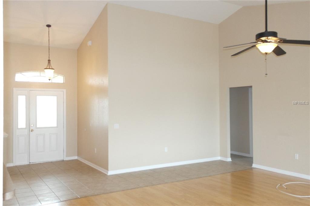 251 TERRANOVA BOULEVARD, WINTER HAVEN, Florida 33884, 4 Bedrooms Bedrooms, 9 Rooms Rooms,2 BathroomsBathrooms,Residential,For sale,TERRANOVA,P4717858