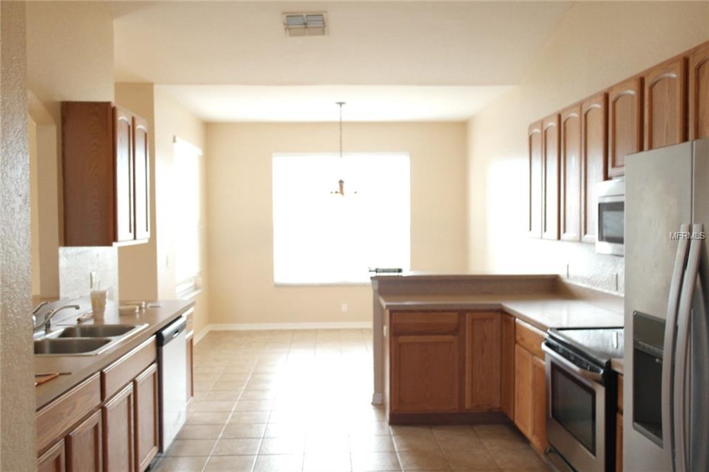 251 TERRANOVA BOULEVARD, WINTER HAVEN, Florida 33884, 4 Bedrooms Bedrooms, 9 Rooms Rooms,2 BathroomsBathrooms,Residential,For sale,TERRANOVA,P4717858