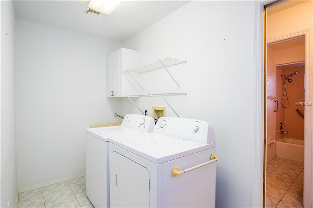125 SHADY PINE LANE, NOKOMIS, Florida 34275, 3 Bedrooms Bedrooms, 8 Rooms Rooms,2 BathroomsBathrooms,Residential,For sale,SHADY PINE,A4208253