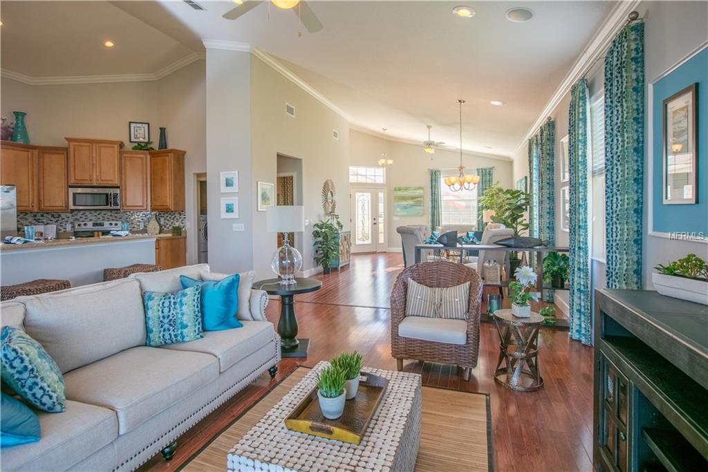 731 BUCCANEER BOULEVARD, WINTER HAVEN, Florida 33880, 3 Bedrooms Bedrooms, 5 Rooms Rooms,2 BathroomsBathrooms,Residential,For sale,BUCCANEER,R4707384