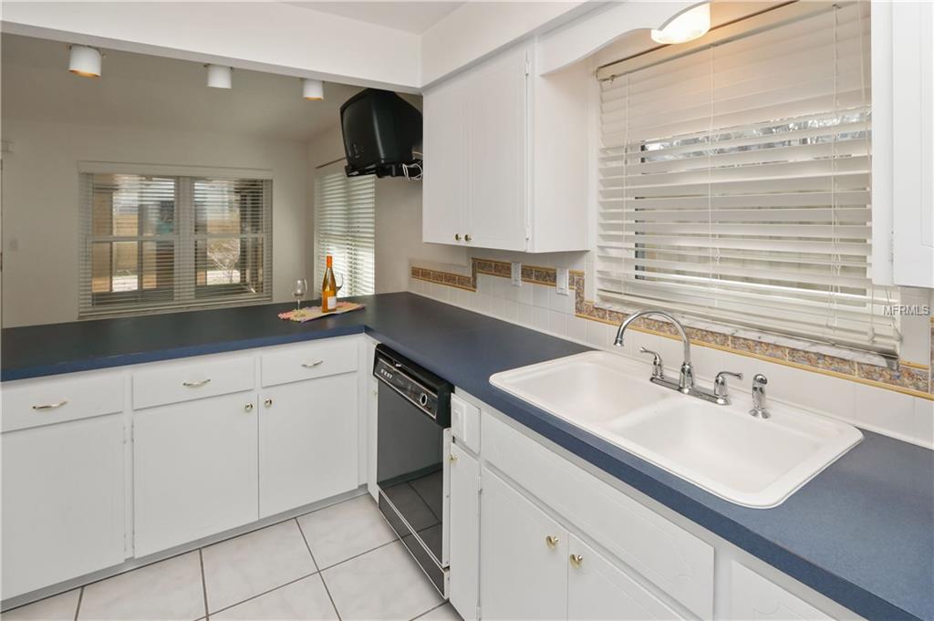 4526 4TH AVENUE N, ST PETERSBURG, Florida 33713, 2 Bedrooms Bedrooms, 6 Rooms Rooms,1 BathroomBathrooms,Residential,For sale,4TH,U7846742