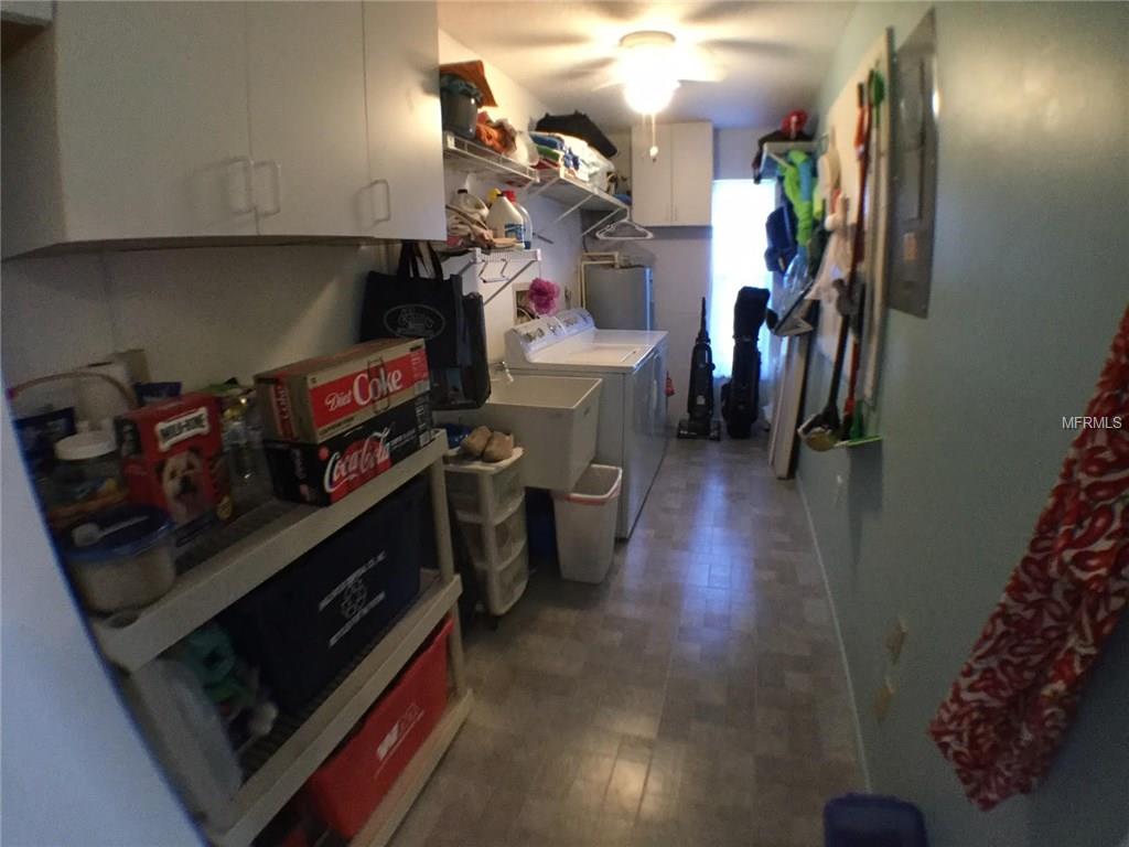 1740 LAKE PLACE, VENICE, Florida 34293, 2 Bedrooms Bedrooms, 7 Rooms Rooms,2 BathroomsBathrooms,Residential,For sale,LAKE,N5916326