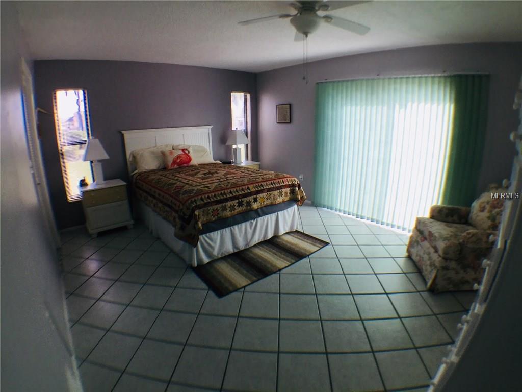 1740 LAKE PLACE, VENICE, Florida 34293, 2 Bedrooms Bedrooms, 7 Rooms Rooms,2 BathroomsBathrooms,Residential,For sale,LAKE,N5916326