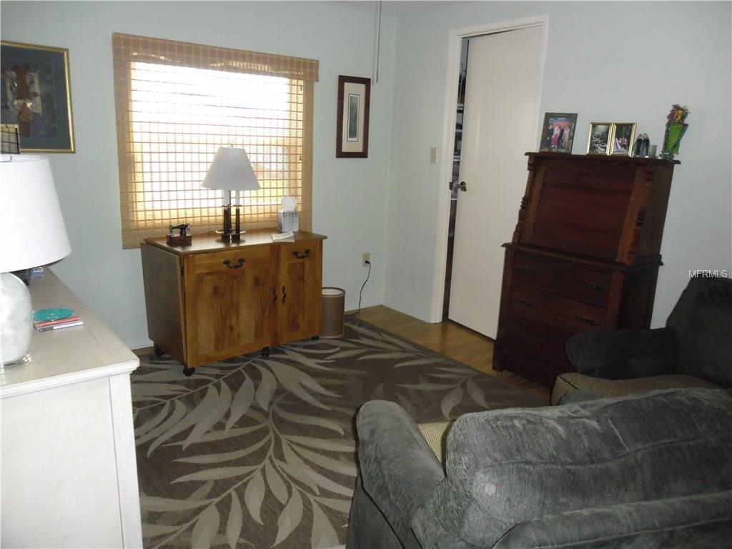 194 TIMBER RUN DRIVE, PALM HARBOR, Florida 34684, 2 Bedrooms Bedrooms, 5 Rooms Rooms,2 BathroomsBathrooms,Residential,For sale,TIMBER RUN,U7847299