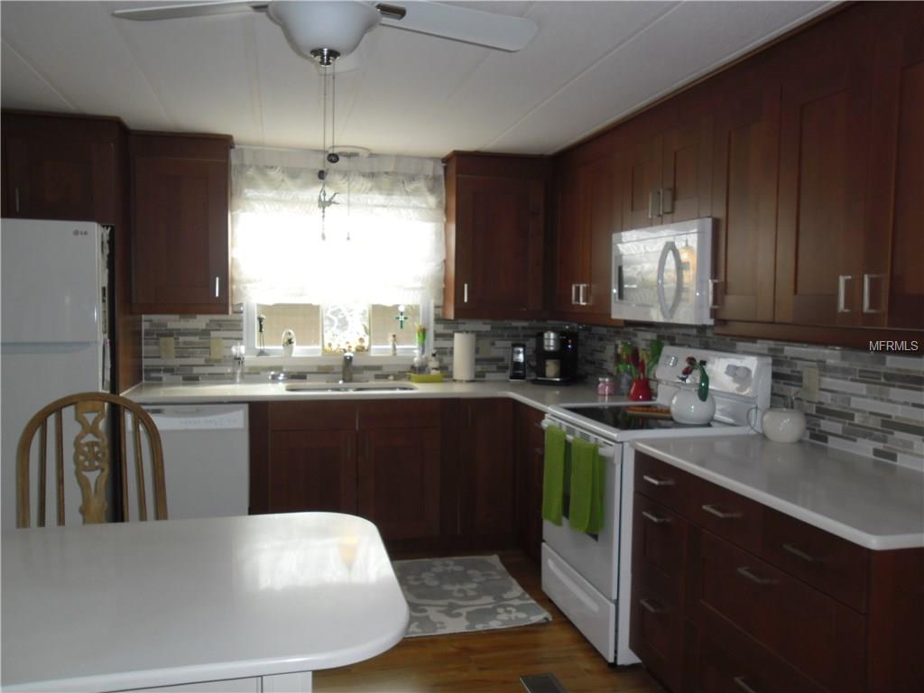 194 TIMBER RUN DRIVE, PALM HARBOR, Florida 34684, 2 Bedrooms Bedrooms, 5 Rooms Rooms,2 BathroomsBathrooms,Residential,For sale,TIMBER RUN,U7847299