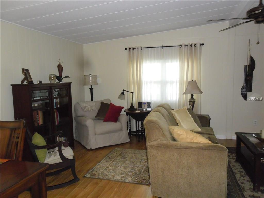 194 TIMBER RUN DRIVE, PALM HARBOR, Florida 34684, 2 Bedrooms Bedrooms, 5 Rooms Rooms,2 BathroomsBathrooms,Residential,For sale,TIMBER RUN,U7847299