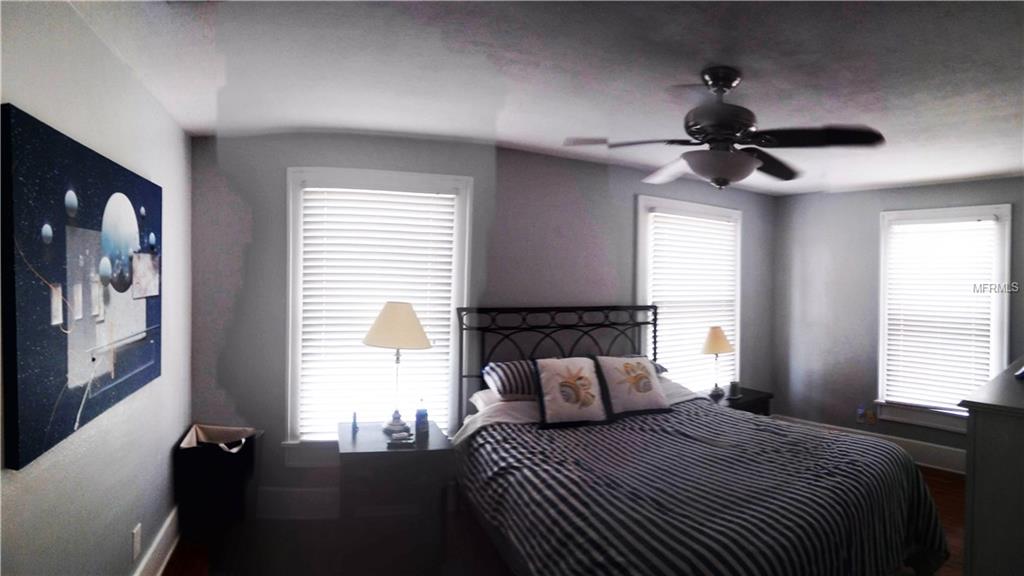 206 18TH AVENUE SE, ST PETERSBURG, Florida 33705, 3 Bedrooms Bedrooms, 8 Rooms Rooms,2 BathroomsBathrooms,Residential,For sale,18TH,U7847467