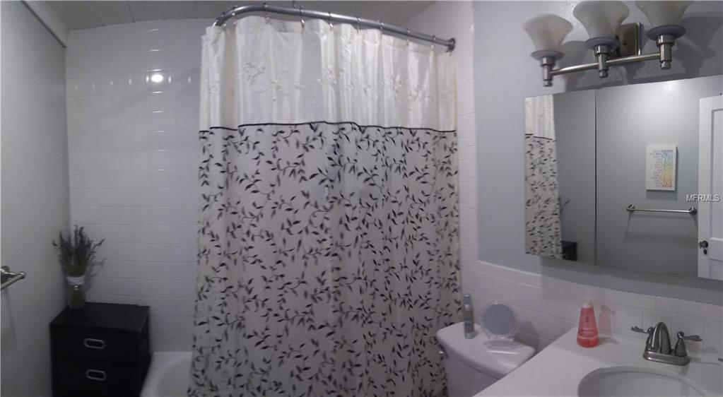 206 18TH AVENUE SE, ST PETERSBURG, Florida 33705, 3 Bedrooms Bedrooms, 8 Rooms Rooms,2 BathroomsBathrooms,Residential,For sale,18TH,U7847467