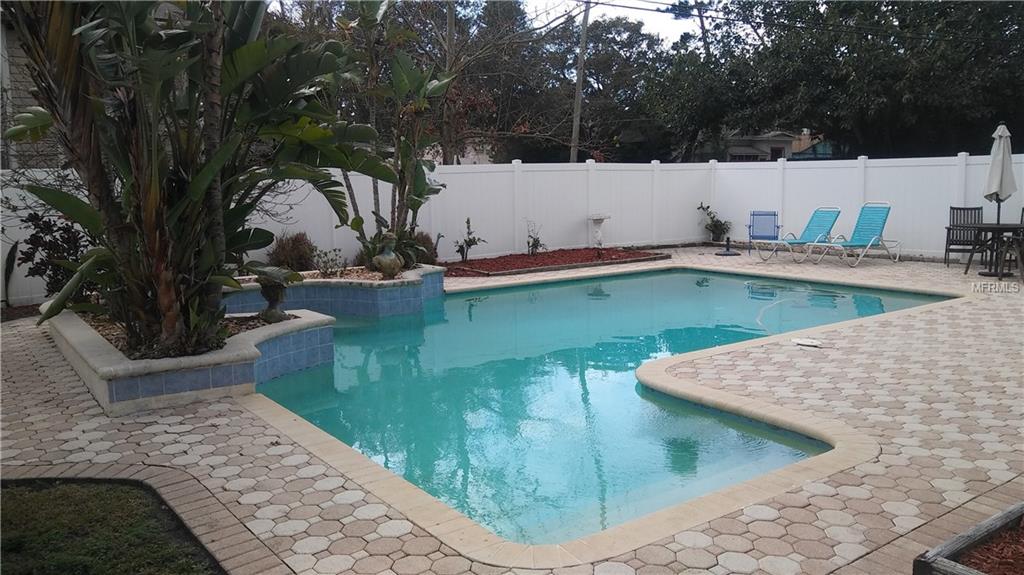 206 18TH AVENUE SE, ST PETERSBURG, Florida 33705, 3 Bedrooms Bedrooms, 8 Rooms Rooms,2 BathroomsBathrooms,Residential,For sale,18TH,U7847467