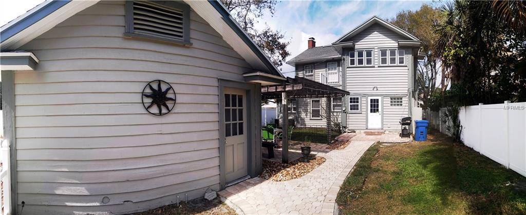 206 18TH AVENUE SE, ST PETERSBURG, Florida 33705, 3 Bedrooms Bedrooms, 8 Rooms Rooms,2 BathroomsBathrooms,Residential,For sale,18TH,U7847467