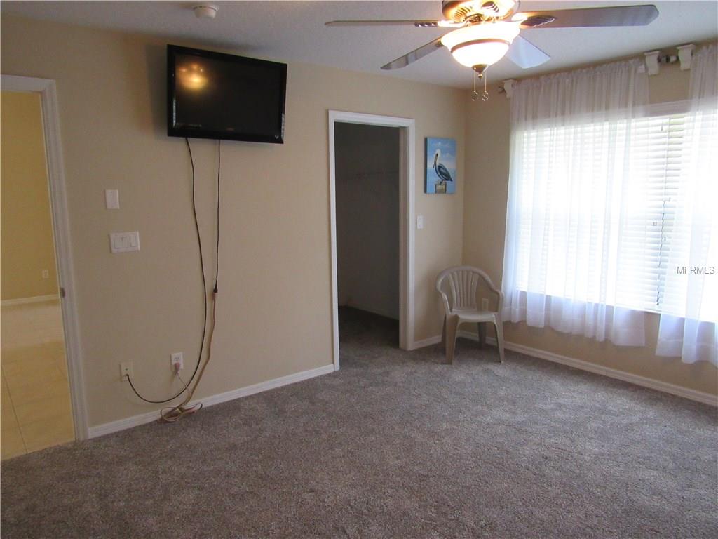 2206 CYPRESS COVE DRIVE, TAVARES, Florida 32778, 2 Bedrooms Bedrooms, 5 Rooms Rooms,2 BathroomsBathrooms,Residential,For sale,CYPRESS COVE,G4849133