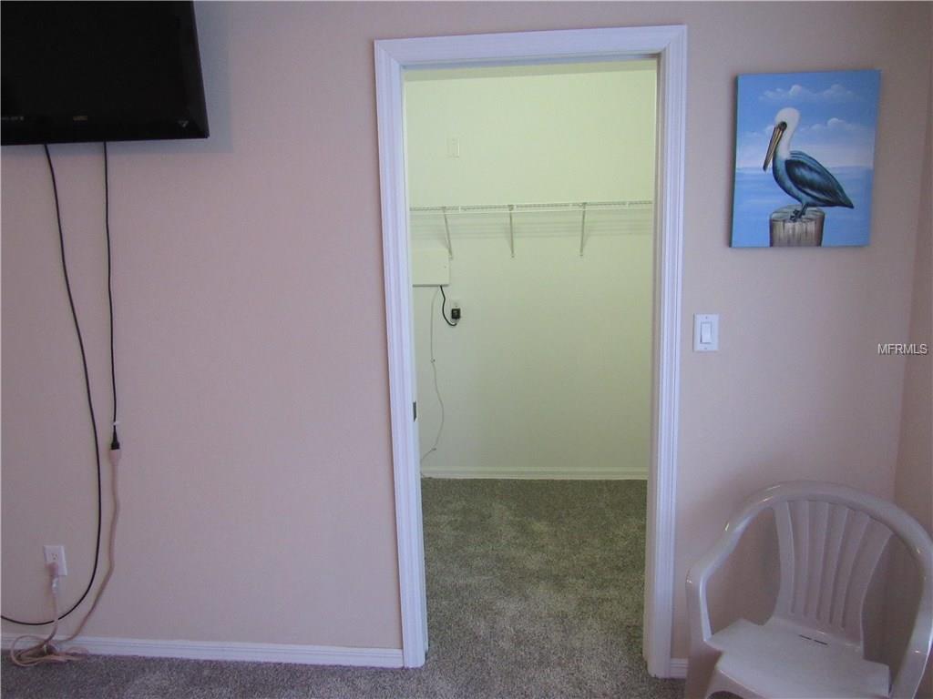 2206 CYPRESS COVE DRIVE, TAVARES, Florida 32778, 2 Bedrooms Bedrooms, 5 Rooms Rooms,2 BathroomsBathrooms,Residential,For sale,CYPRESS COVE,G4849133