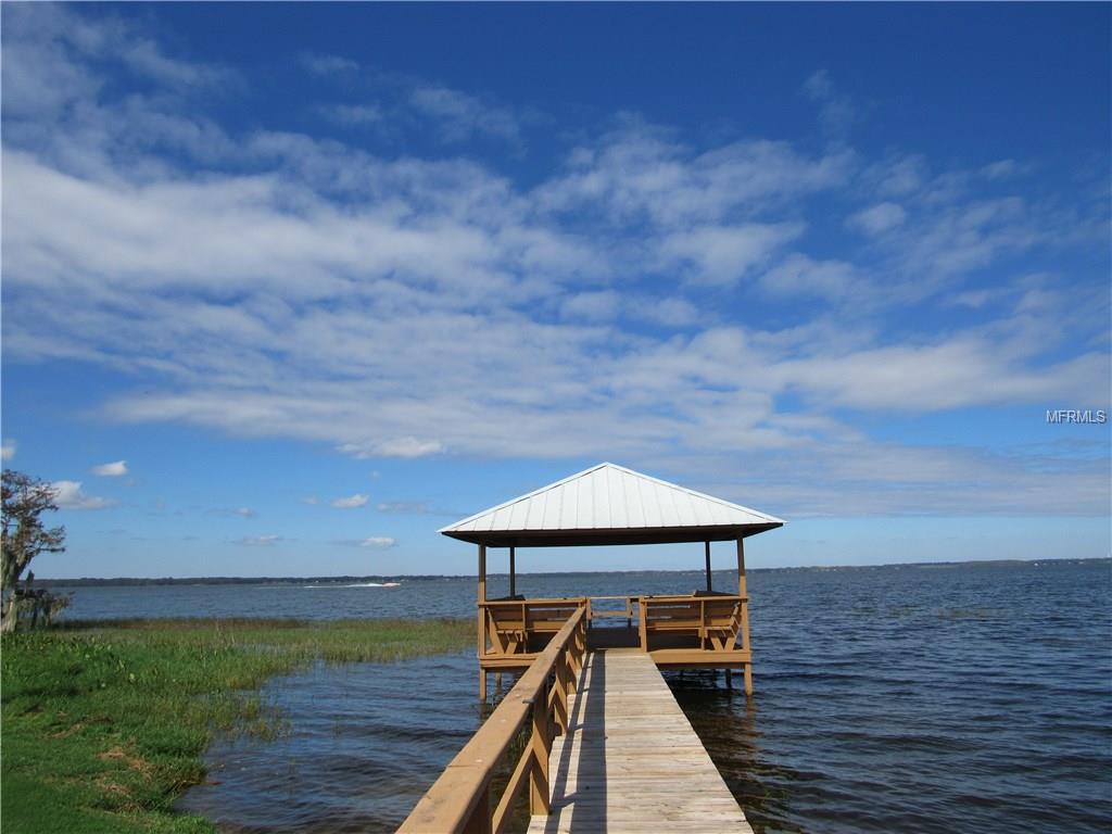 2206 CYPRESS COVE DRIVE, TAVARES, Florida 32778, 2 Bedrooms Bedrooms, 5 Rooms Rooms,2 BathroomsBathrooms,Residential,For sale,CYPRESS COVE,G4849133