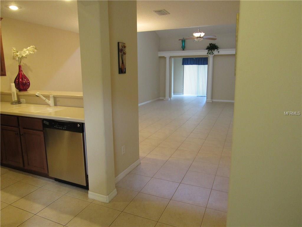 2206 CYPRESS COVE DRIVE, TAVARES, Florida 32778, 2 Bedrooms Bedrooms, 5 Rooms Rooms,2 BathroomsBathrooms,Residential,For sale,CYPRESS COVE,G4849133