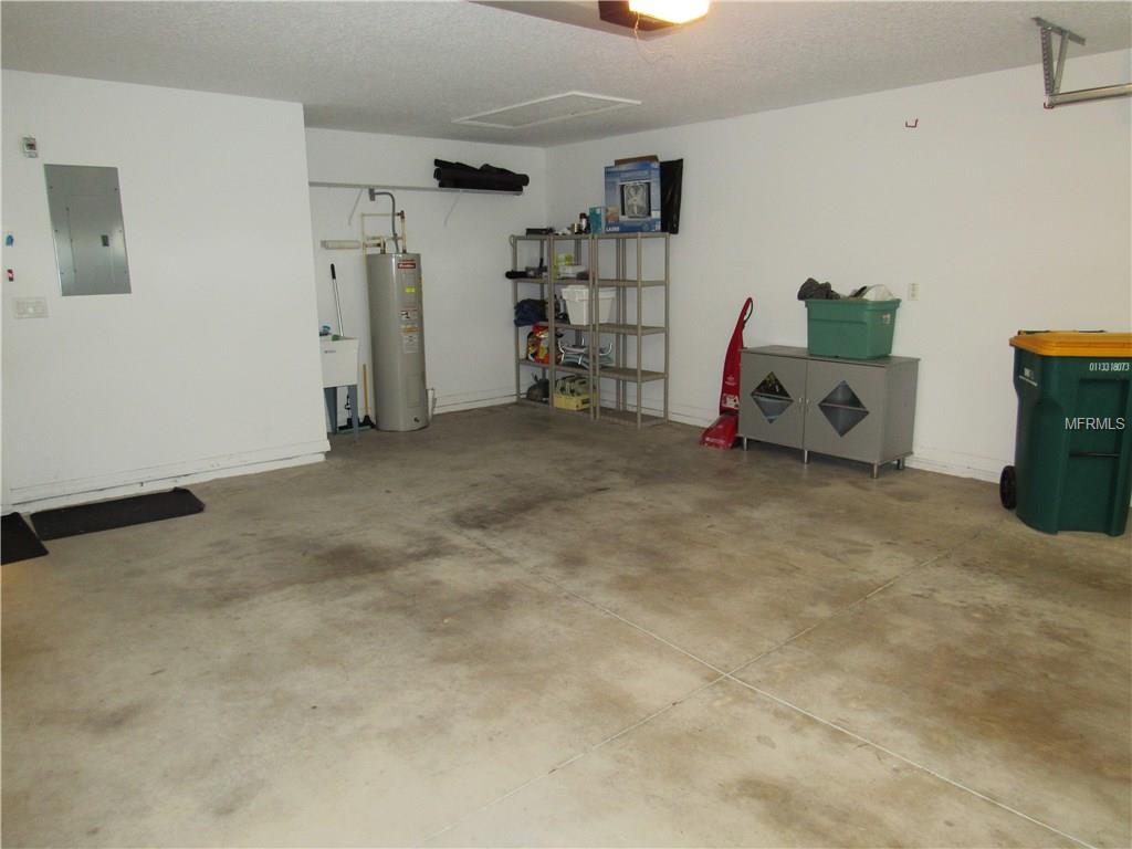 2206 CYPRESS COVE DRIVE, TAVARES, Florida 32778, 2 Bedrooms Bedrooms, 5 Rooms Rooms,2 BathroomsBathrooms,Residential,For sale,CYPRESS COVE,G4849133