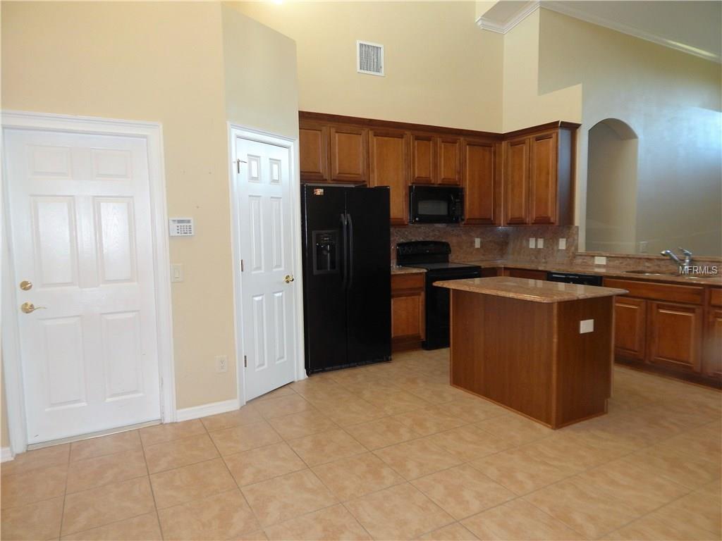 2613 YUKON CLIFF DRIVE, RUSKIN, Florida 33570, 4 Bedrooms Bedrooms, 4 Rooms Rooms,3 BathroomsBathrooms,Residential,For sale,YUKON CLIFF,T2918761