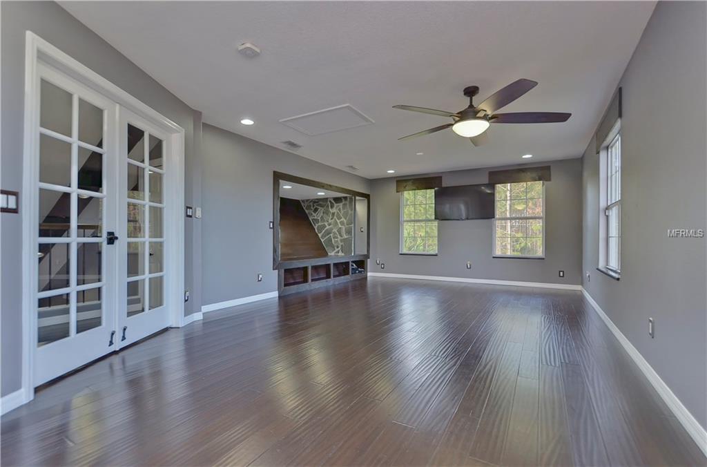 10710 ARROWHEAD LAKE COURT, THONOTOSASSA, Florida 33592, 4 Bedrooms Bedrooms, 6 Rooms Rooms,3 BathroomsBathrooms,Residential,For sale,ARROWHEAD LAKE,A4206701