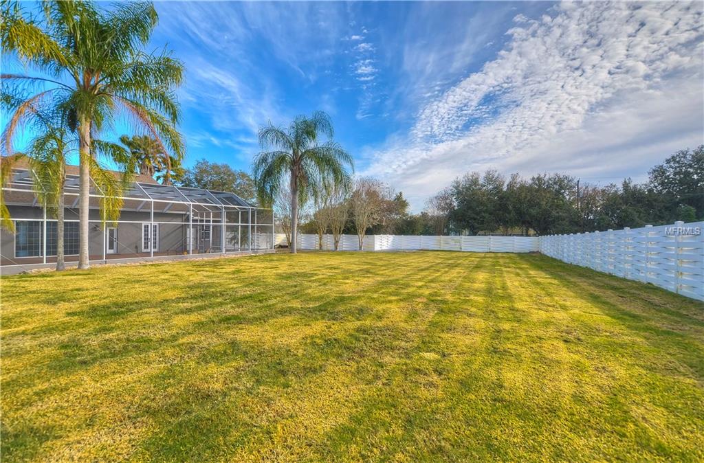 10710 ARROWHEAD LAKE COURT, THONOTOSASSA, Florida 33592, 4 Bedrooms Bedrooms, 6 Rooms Rooms,3 BathroomsBathrooms,Residential,For sale,ARROWHEAD LAKE,A4206701