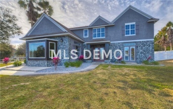 10710 ARROWHEAD LAKE COURT, THONOTOSASSA, Florida 33592, 4 Bedrooms Bedrooms, 6 Rooms Rooms,3 BathroomsBathrooms,Residential,For sale,ARROWHEAD LAKE,A4206701