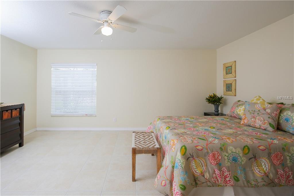 9366 FRUITLAND AVENUE, ENGLEWOOD, Florida 34224, 3 Bedrooms Bedrooms, 8 Rooms Rooms,2 BathroomsBathrooms,Residential,For sale,FRUITLAND,D5922464