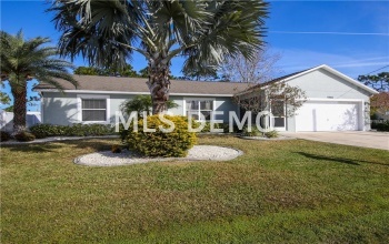 9366 FRUITLAND AVENUE, ENGLEWOOD, Florida 34224, 3 Bedrooms Bedrooms, 8 Rooms Rooms,2 BathroomsBathrooms,Residential,For sale,FRUITLAND,D5922464