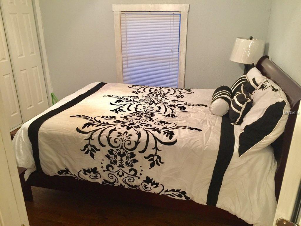 512 21ST STREET E, PALMETTO, Florida 34221, 3 Bedrooms Bedrooms, 7 Rooms Rooms,2 BathroomsBathrooms,Residential,For sale,21ST,A4207830