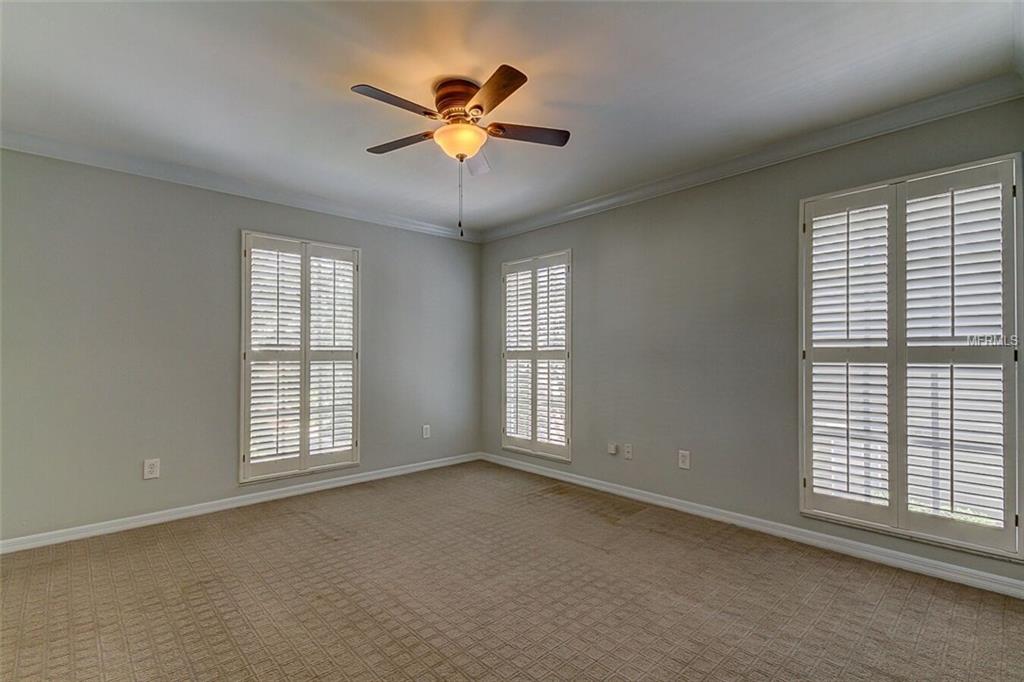 2914 W BAYSHORE COURT, TAMPA, Florida 33611, 3 Bedrooms Bedrooms, 7 Rooms Rooms,3 BathroomsBathrooms,Residential,For sale,BAYSHORE,T2925637