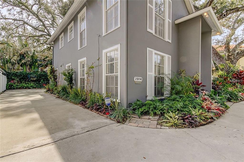 2914 W BAYSHORE COURT, TAMPA, Florida 33611, 3 Bedrooms Bedrooms, 7 Rooms Rooms,3 BathroomsBathrooms,Residential,For sale,BAYSHORE,T2925637