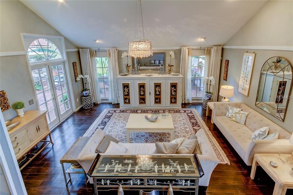 2914 W BAYSHORE COURT, TAMPA, Florida 33611, 3 Bedrooms Bedrooms, 7 Rooms Rooms,3 BathroomsBathrooms,Residential,For sale,BAYSHORE,T2925637