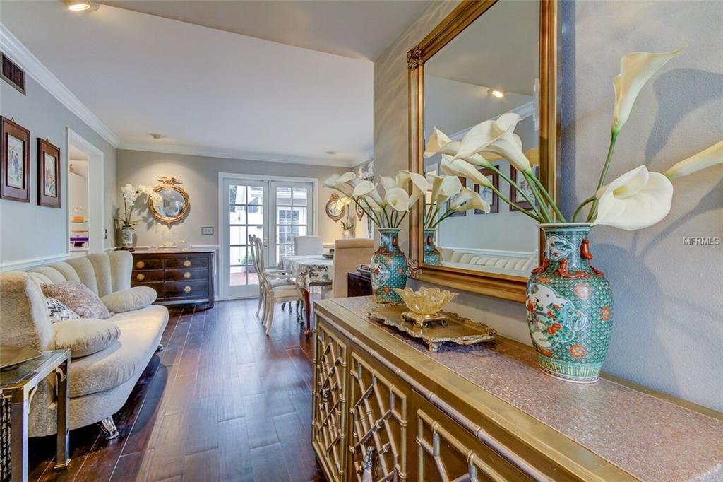 2914 W BAYSHORE COURT, TAMPA, Florida 33611, 3 Bedrooms Bedrooms, 7 Rooms Rooms,3 BathroomsBathrooms,Residential,For sale,BAYSHORE,T2925637