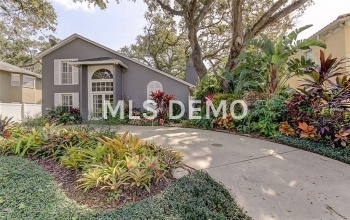 2914 W BAYSHORE COURT, TAMPA, Florida 33611, 3 Bedrooms Bedrooms, 7 Rooms Rooms,3 BathroomsBathrooms,Residential,For sale,BAYSHORE,T2925637