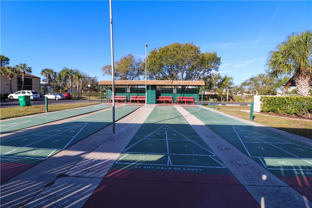 9 QUAILS RUN BOULEVARD, ENGLEWOOD, Florida 34223, 1 Bedroom Bedrooms, 5 Rooms Rooms,1 BathroomBathrooms,Residential,For sale,QUAILS RUN,D5922826