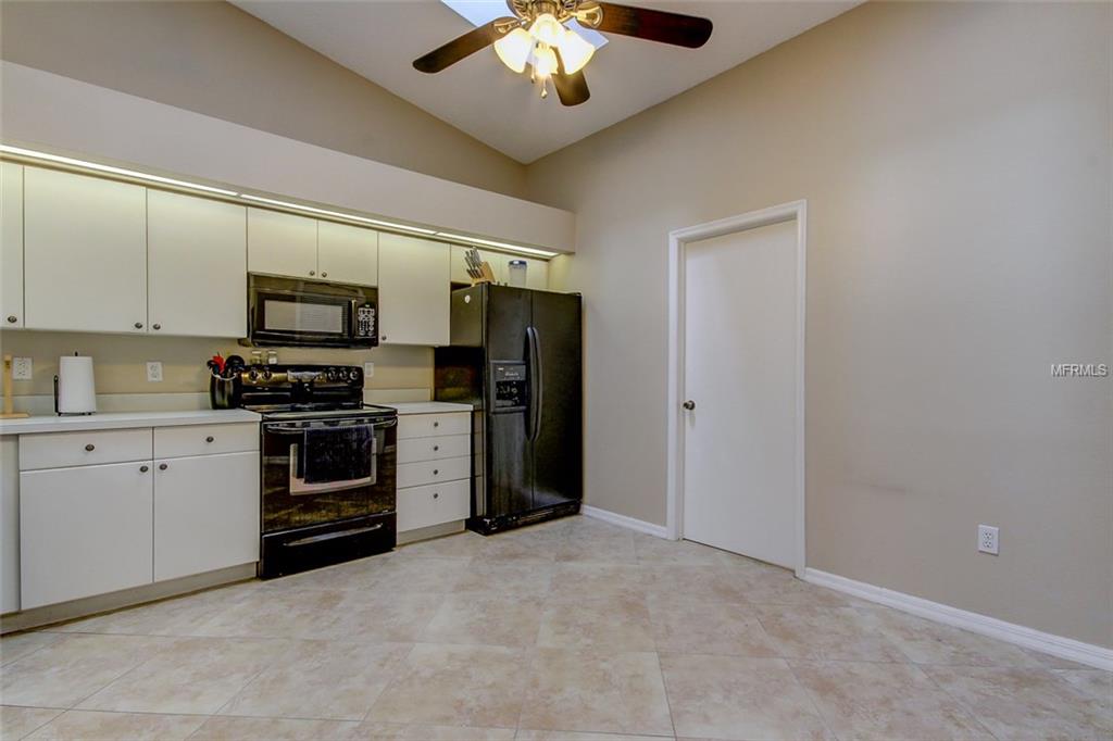 2591 NORTHFIELD LANE, CLEARWATER, Florida 33761, 3 Bedrooms Bedrooms, 3 Rooms Rooms,2 BathroomsBathrooms,Residential,For sale,NORTHFIELD,U7846743