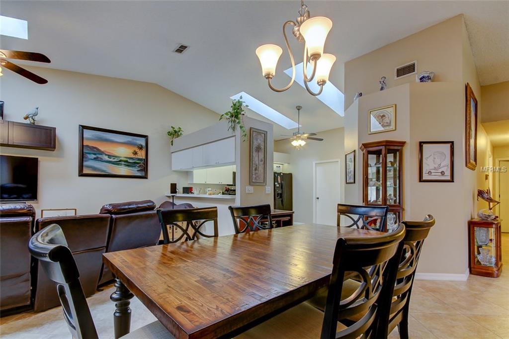 2591 NORTHFIELD LANE, CLEARWATER, Florida 33761, 3 Bedrooms Bedrooms, 3 Rooms Rooms,2 BathroomsBathrooms,Residential,For sale,NORTHFIELD,U7846743