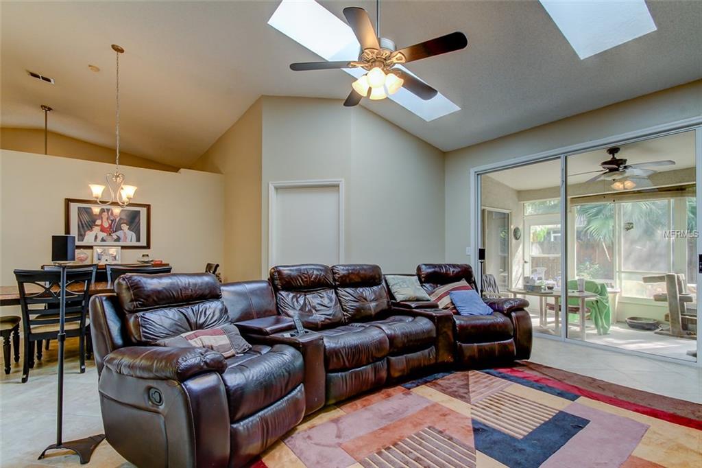 2591 NORTHFIELD LANE, CLEARWATER, Florida 33761, 3 Bedrooms Bedrooms, 3 Rooms Rooms,2 BathroomsBathrooms,Residential,For sale,NORTHFIELD,U7846743