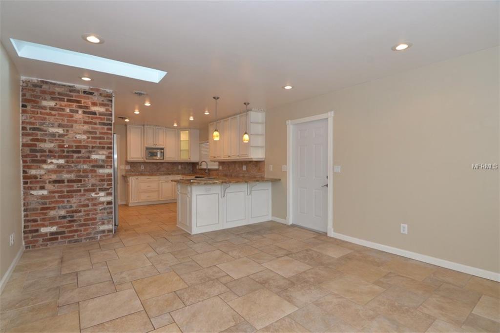 1236 CARVELL DRIVE, WINTER PARK, Florida 32792, 3 Bedrooms Bedrooms, 6 Rooms Rooms,2 BathroomsBathrooms,Residential,For sale,CARVELL,O5561835