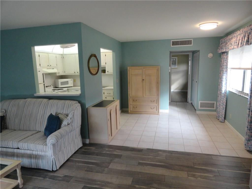 101 CAMBRIDGE TRAIL, SUN CITY CENTER, Florida 33573, 1 Bedroom Bedrooms, 4 Rooms Rooms,1 BathroomBathrooms,Residential,For sale,CAMBRIDGE,T2928579