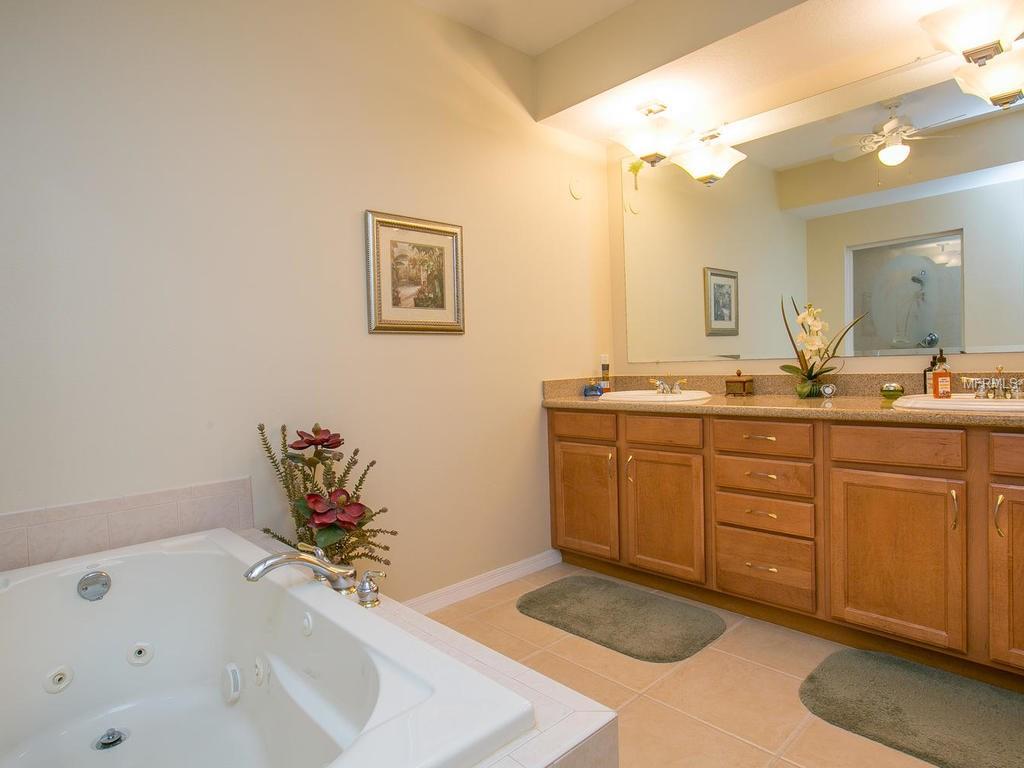 9203 GRIGGS ROAD, ENGLEWOOD, Florida 34224, 3 Bedrooms Bedrooms, 6 Rooms Rooms,2 BathroomsBathrooms,Residential,For sale,GRIGGS,A4163723