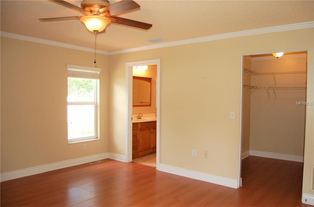 201 58TH AVENUE S, ST PETERSBURG, Florida 33705, 3 Bedrooms Bedrooms, 3 Rooms Rooms,2 BathroomsBathrooms,Residential,For sale,58TH,U7829616