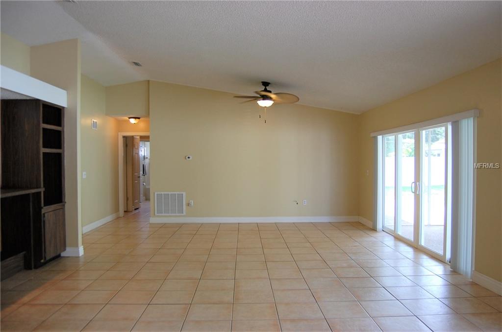 201 58TH AVENUE S, ST PETERSBURG, Florida 33705, 3 Bedrooms Bedrooms, 3 Rooms Rooms,2 BathroomsBathrooms,Residential,For sale,58TH,U7829616