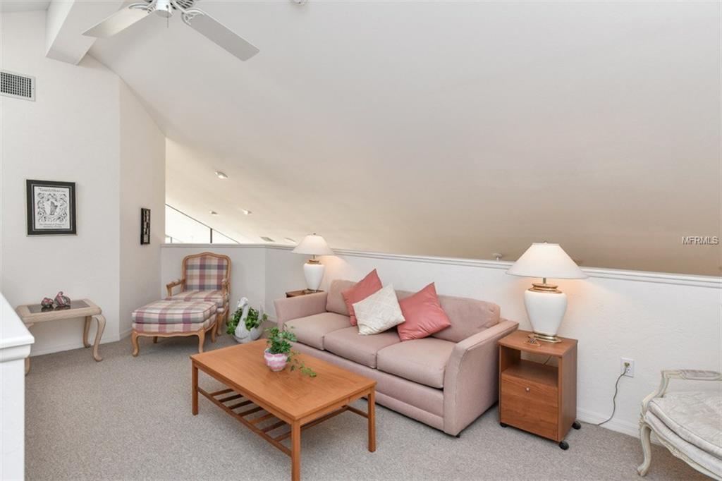 7410 PEARLBUSH LANE, SARASOTA, Florida 34241, 3 Bedrooms Bedrooms, 11 Rooms Rooms,3 BathroomsBathrooms,Residential,For sale,PEARLBUSH,A4199029