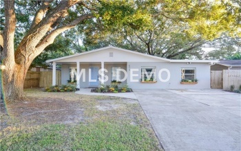 4416 W PRESCOTT STREET, TAMPA, Florida 33616, 3 Bedrooms Bedrooms, 6 Rooms Rooms,2 BathroomsBathrooms,Residential,For sale,PRESCOTT,U7837601