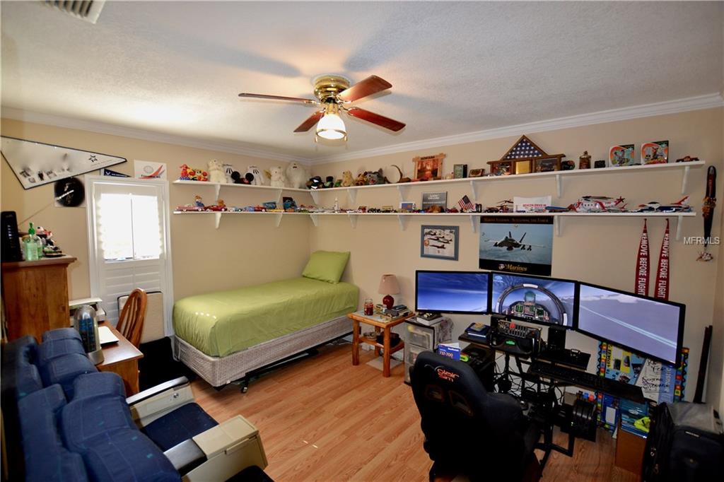 12542 137TH STREET N, LARGO, Florida 33774, 3 Bedrooms Bedrooms, 8 Rooms Rooms,2 BathroomsBathrooms,Residential,For sale,137TH,U7840534