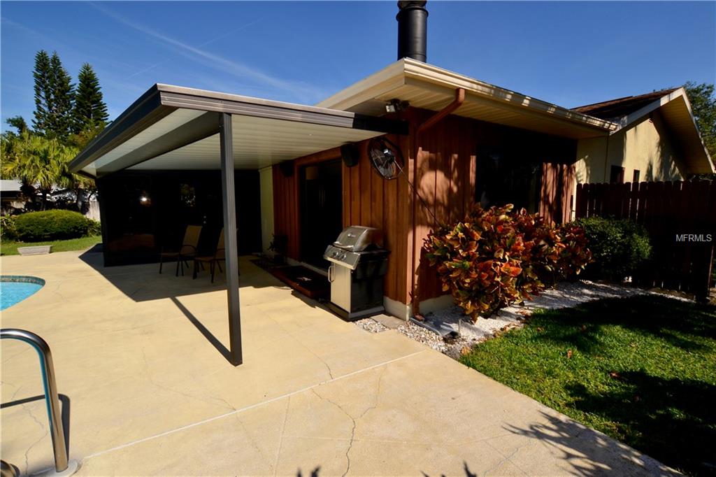 12542 137TH STREET N, LARGO, Florida 33774, 3 Bedrooms Bedrooms, 8 Rooms Rooms,2 BathroomsBathrooms,Residential,For sale,137TH,U7840534